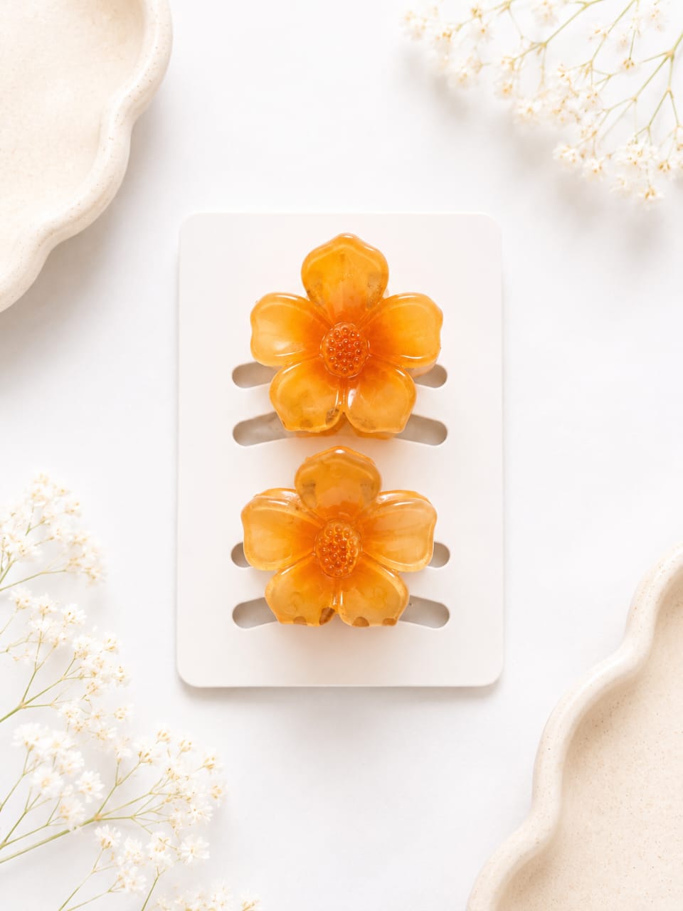 Marigold Glow Clips