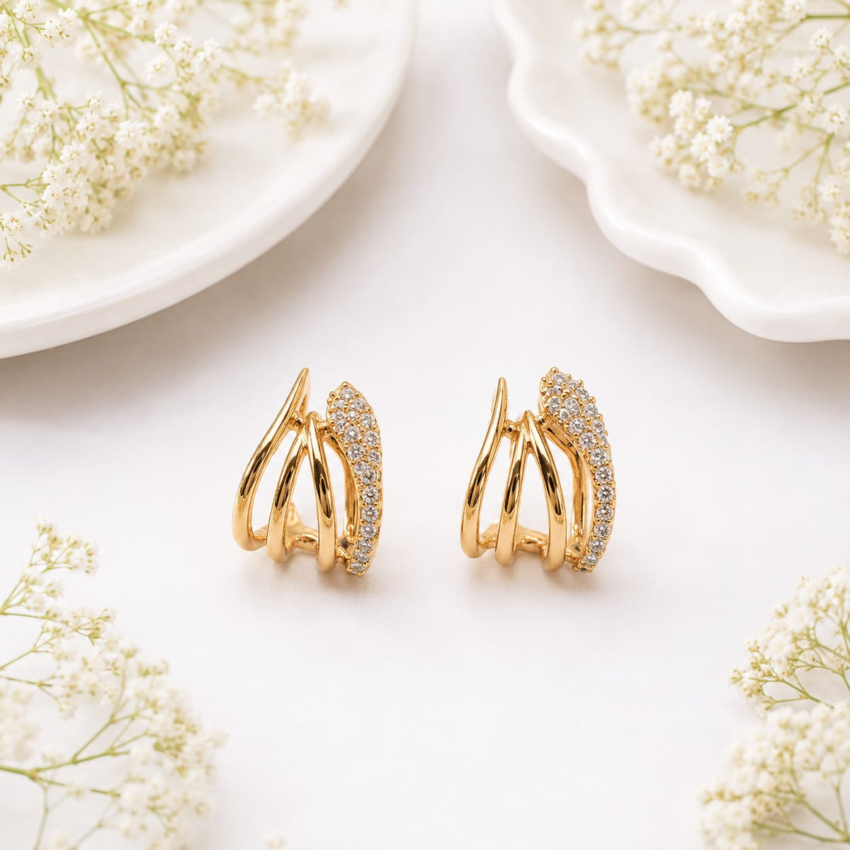 Curved Claw Wrap Earring