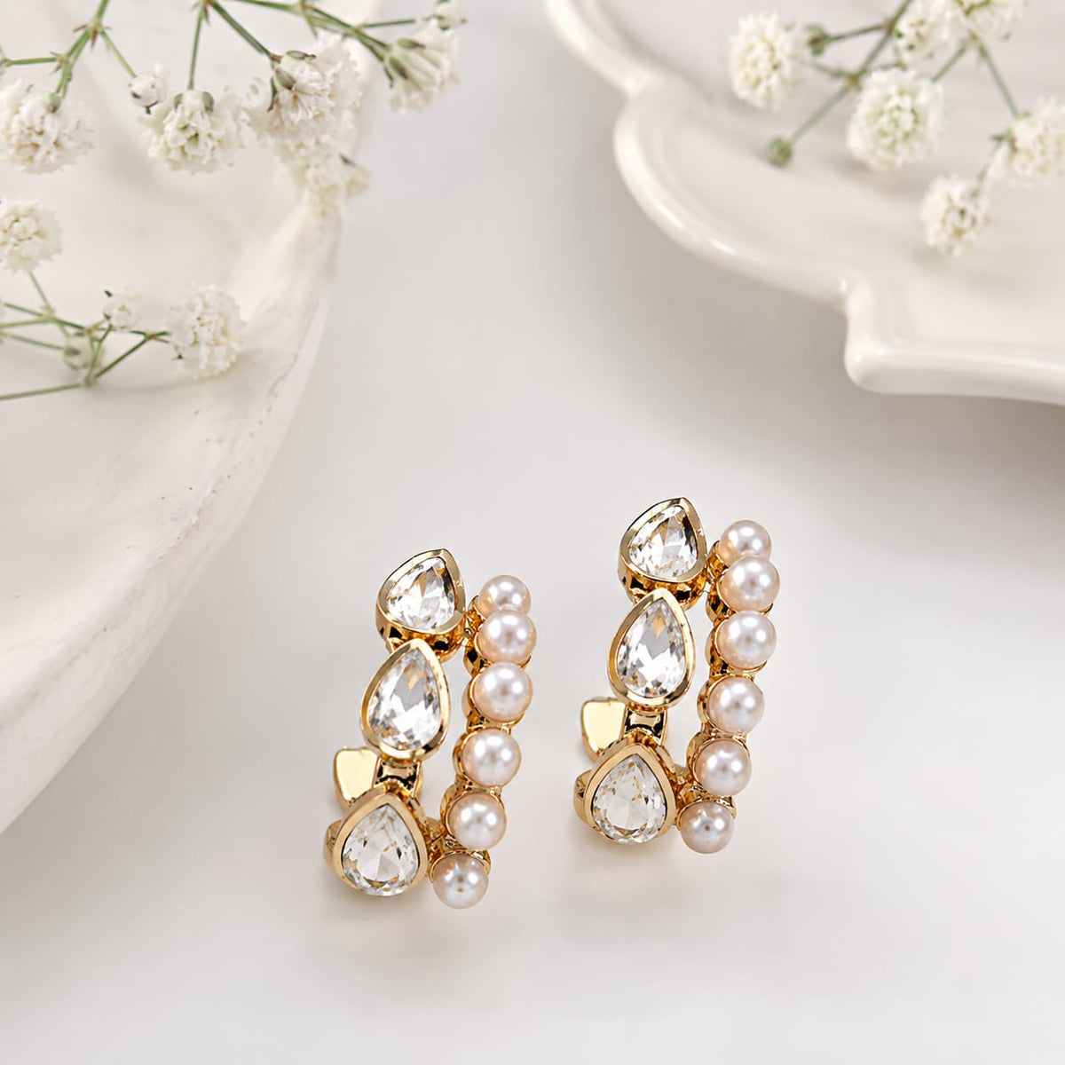 Pearl Parallel C-hoop Earring