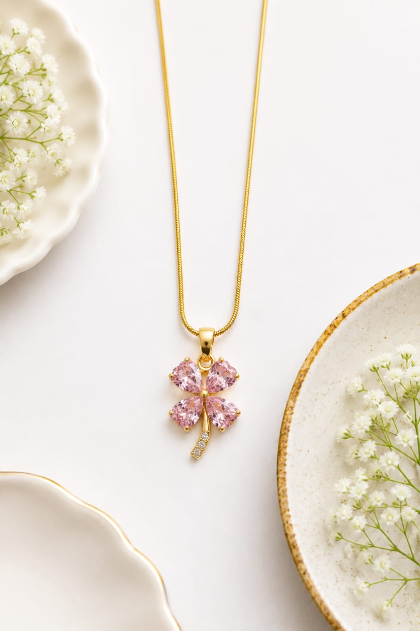 Pink Heart-cut four-leaf Clover Pendant Necklace