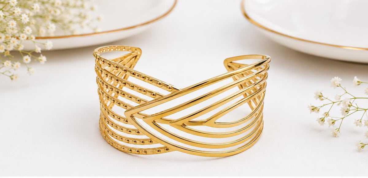 Anti-tarnish Royal Wave Bracelet