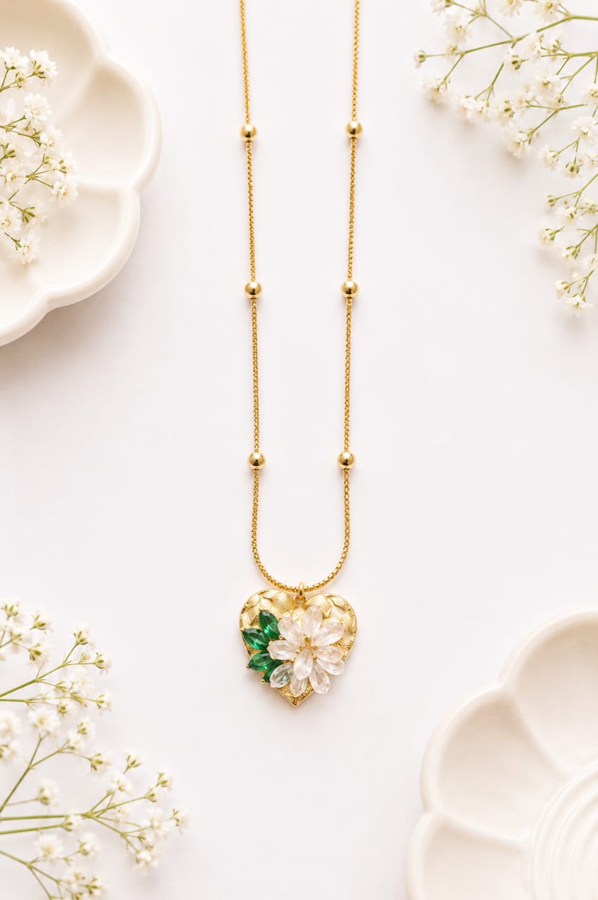 Anti-tarnish Floral and Textured Heart Pendant Necklace
