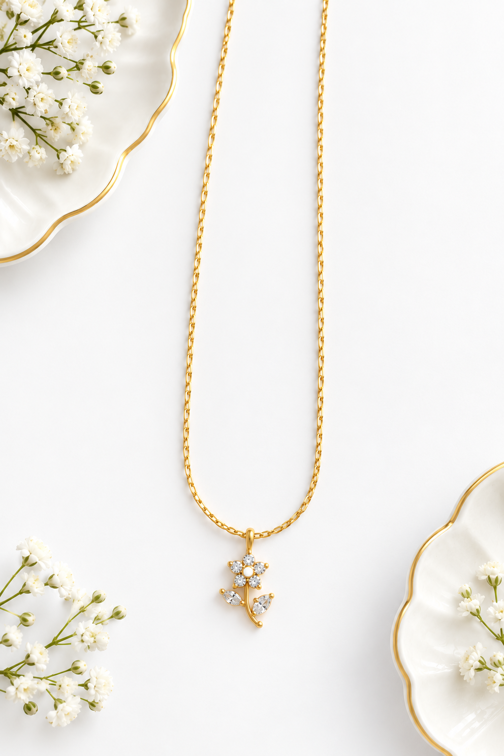 Anti-tarnish Elegant Flower Charm Necklace
