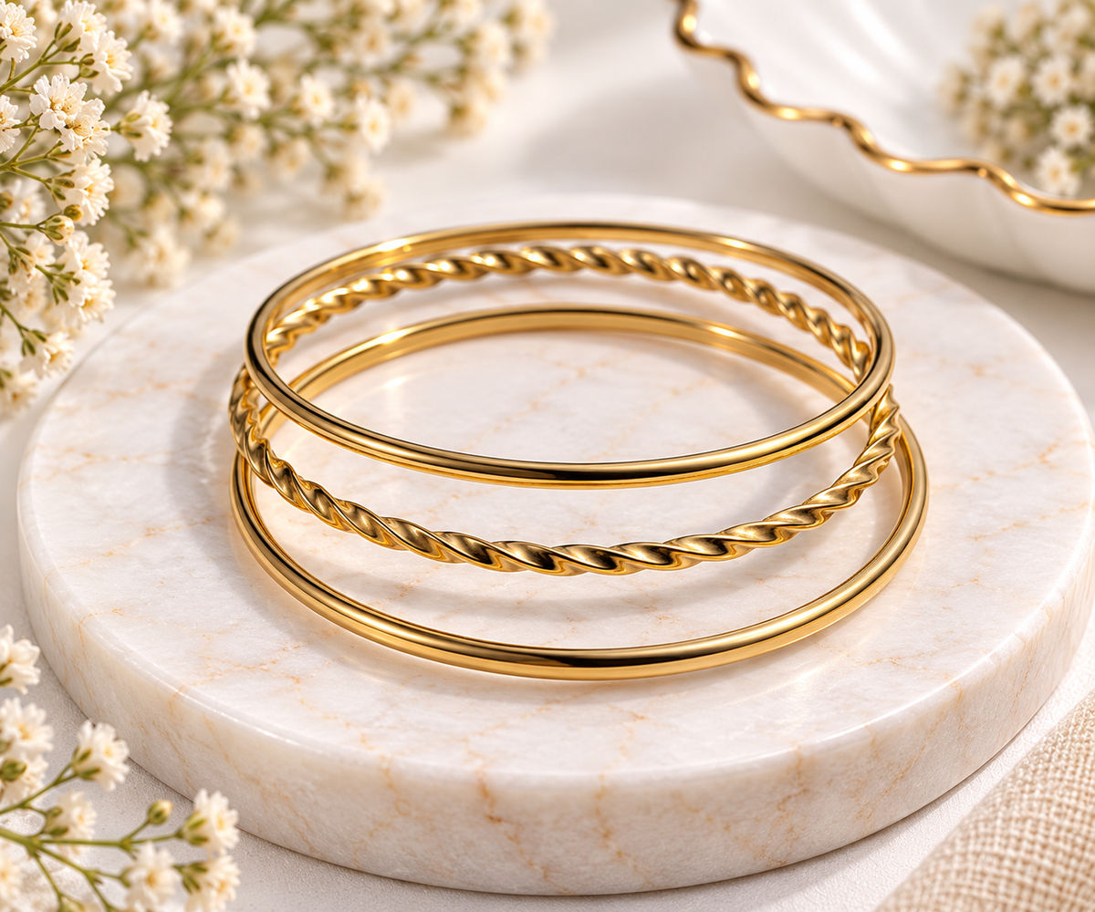 Mixed Smooth and Twisted Bangle Set