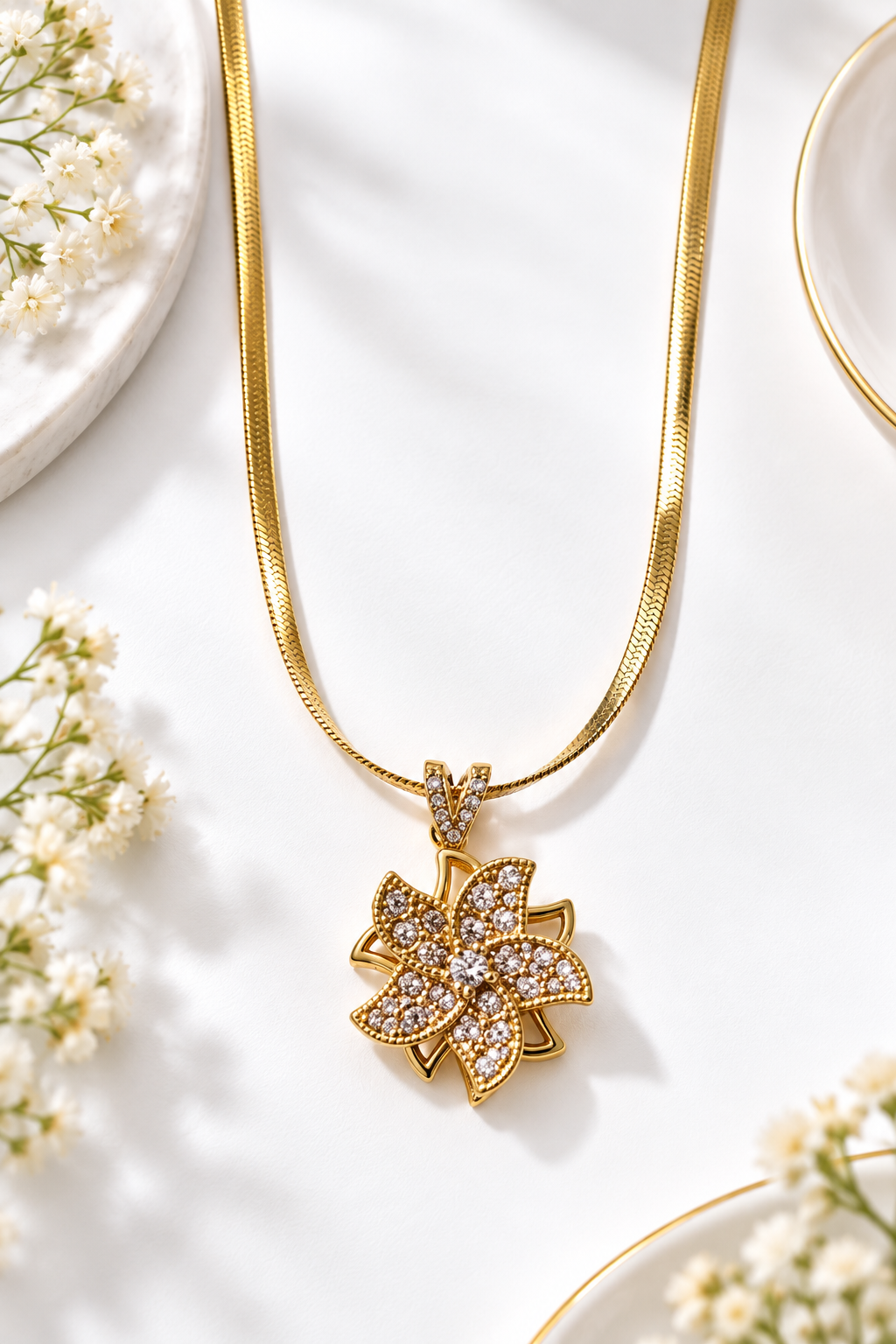Rotating Flower Windmill Pendant Necklace
